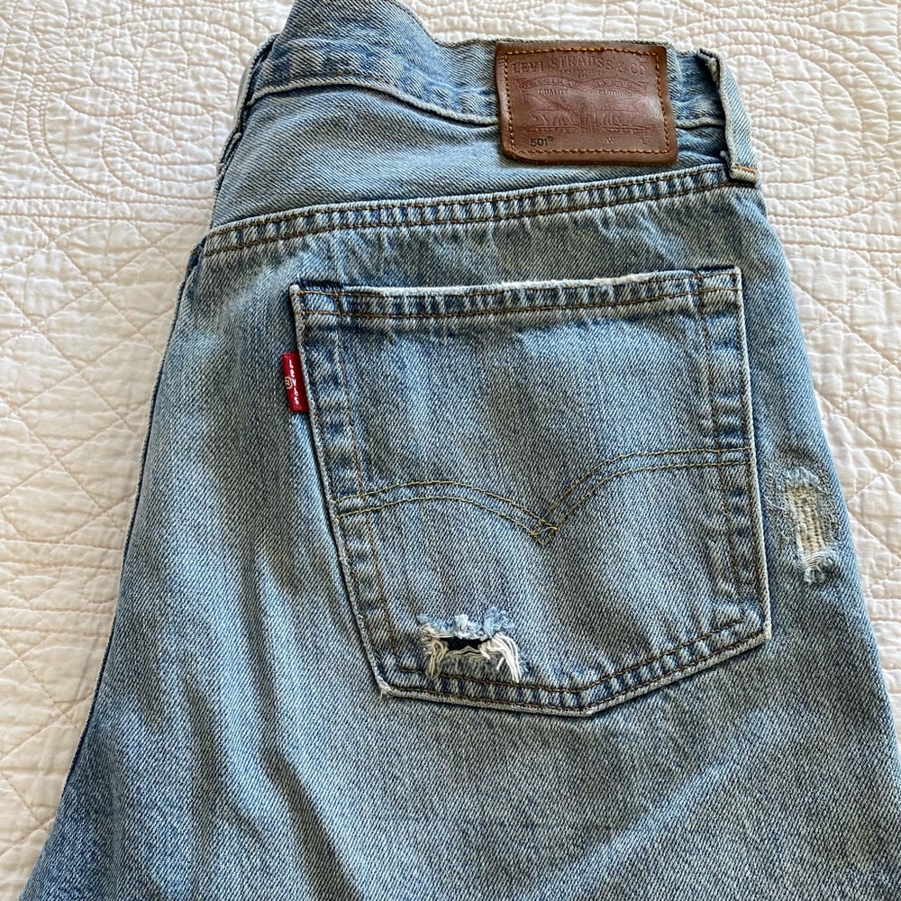 Levi’s short